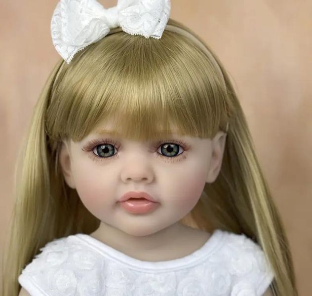 Ігрова лялька у стилі Reborn Baby Doll Alice 55 см &ndash; вінілова з одягом та аксесуарами;підходить для купання (RB037) RB037 фото