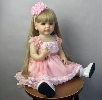 Ігрова лялька у стилі Reborn Baby Doll Bella 55 см &ndash; вінілова з одягом та аксесуарами;підходить для купання (RB051) RB051 фото