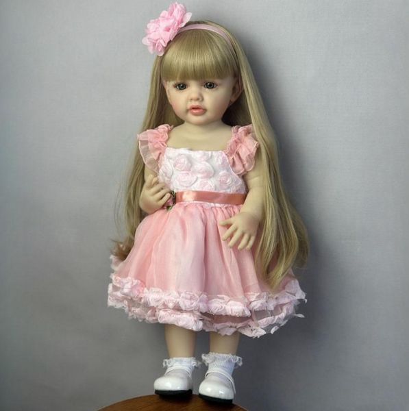 Ігрова лялька у стилі Reborn Baby Doll Bella 55 см &ndash; вінілова з одягом та аксесуарами;підходить для купання (RB051) RB051 фото