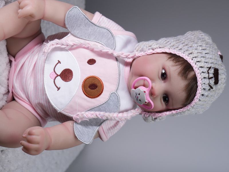 Ігрова лялька у стилі Reborn Baby Maddie 50 см &ndash; вінілова дівчинка з аксесуарами, підходить для купання (RB006) RB006 фото