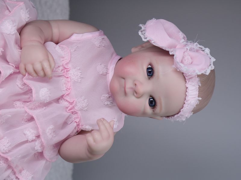 Ігрова лялька у стилі Reborn Baby принцеса Bettie 50 см &ndash; вінілова дівчинка-немовля, підходить для купання (RB020) RB020 фото