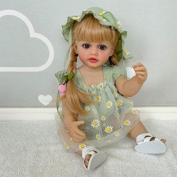 Ігрова лялька у стилі Reborn Baby Doll Polina 55 см &ndash; вінілова з волоссям, одягом та аксесуарами; підходить для купання (RB024) RB024 фото
